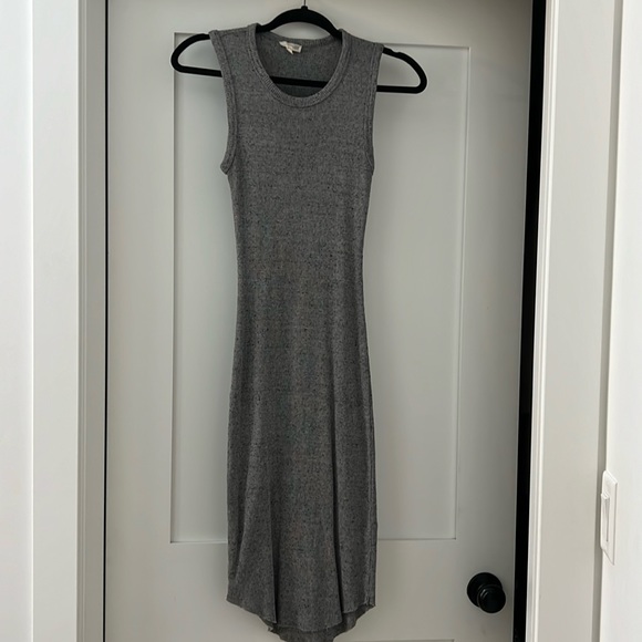 Aritzia dress - Picture 1 of 2
